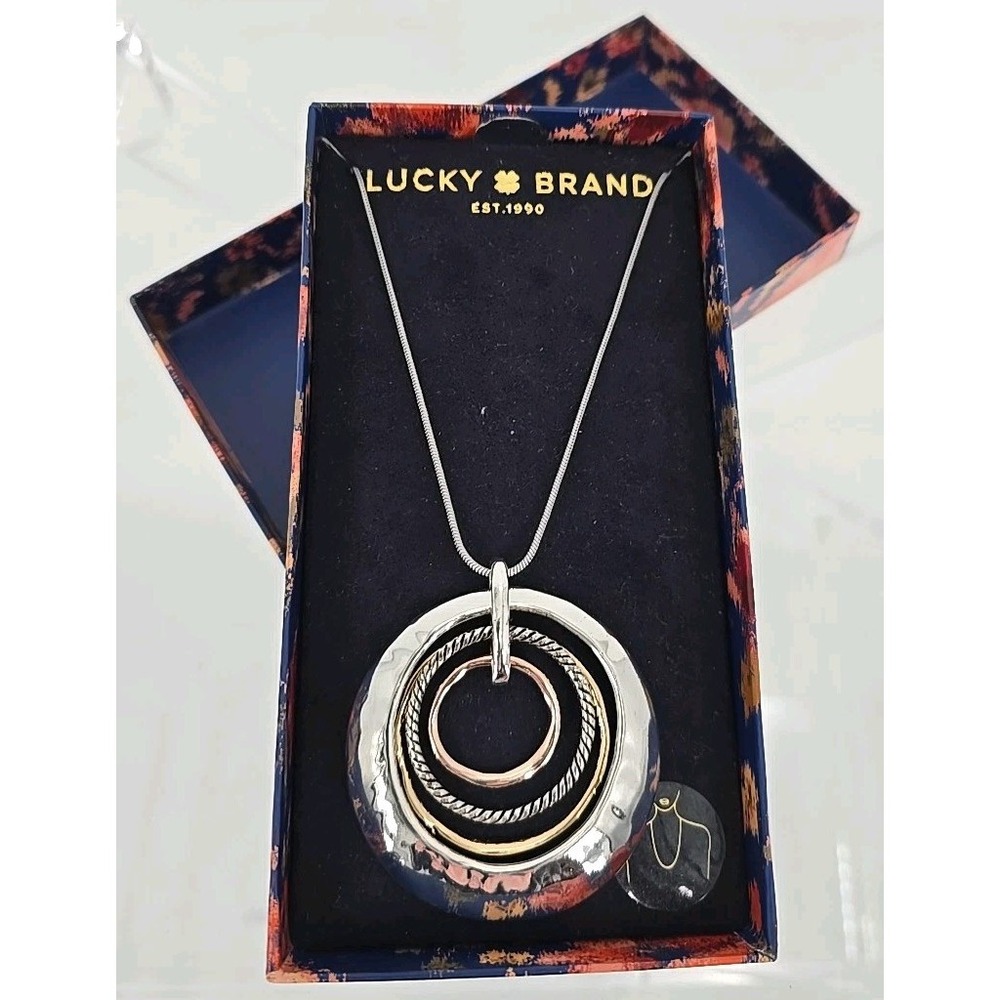 NWT Lucky Brand Silvertone Chain‎ Nacklace W/ Silver & Gold Tone Circle Charms